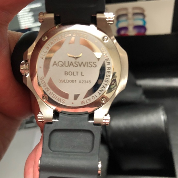 Ladies aqua Swiss watch stainless steel - Picture 4 of 5